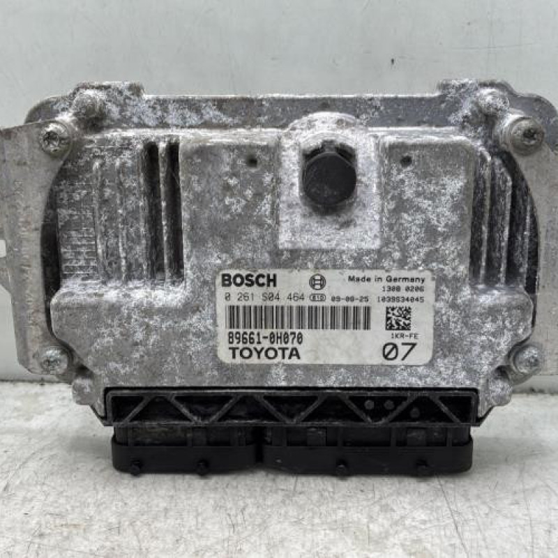 Calculateur moteur TOYOTA AYGO 1 Photo n°1