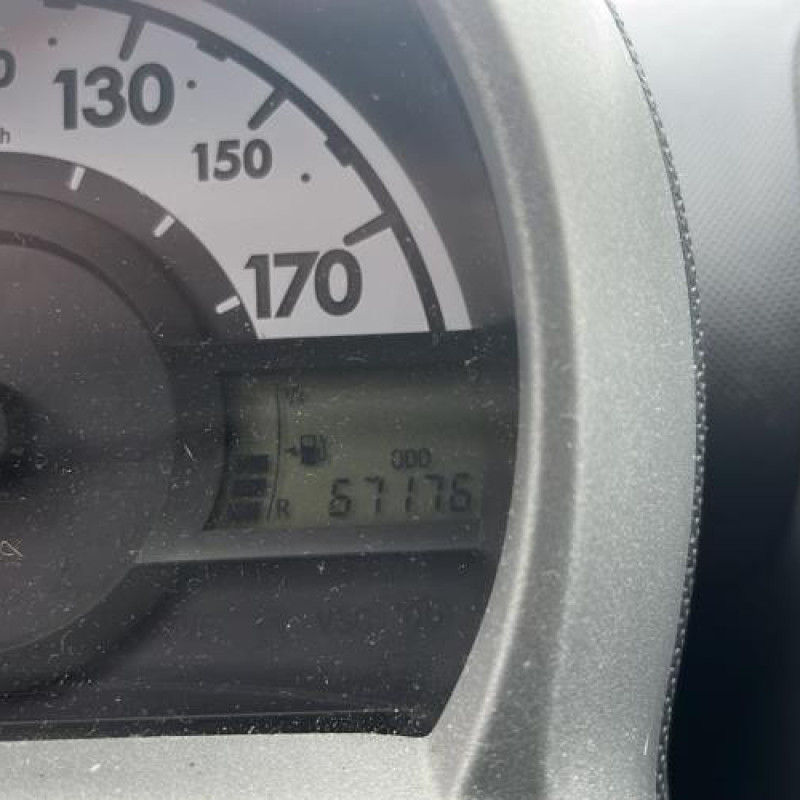 Calculateur moteur TOYOTA AYGO 1 Photo n°12