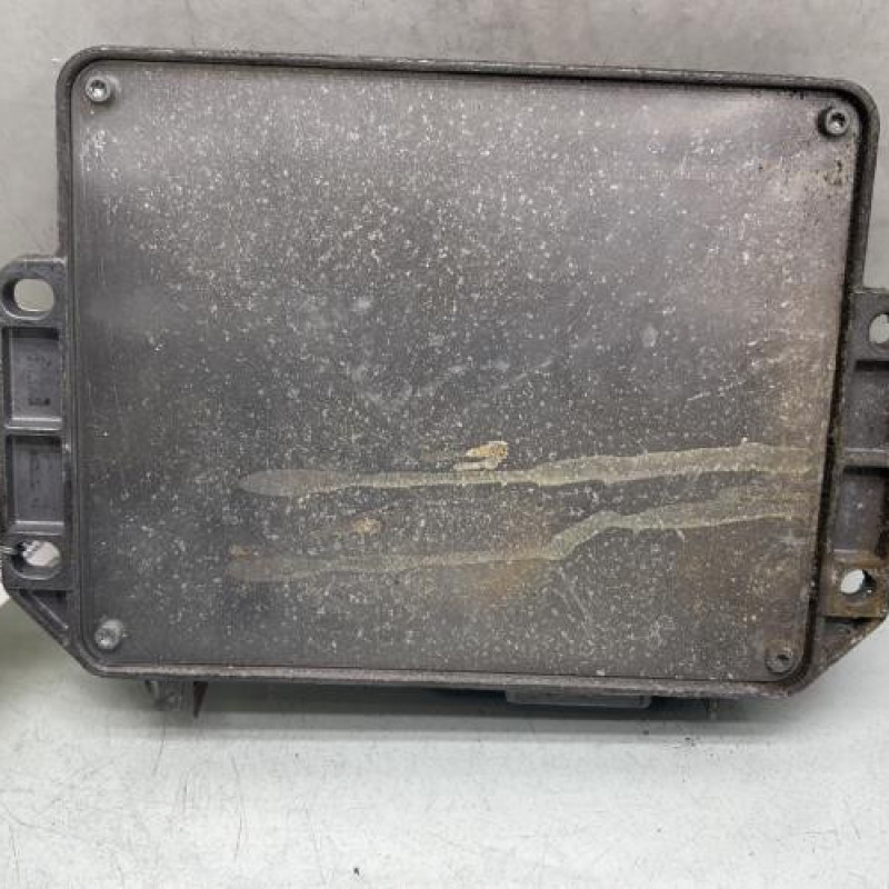 Calculateur moteur RENAULT TWINGO 1 Photo n°4