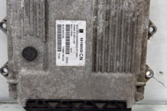 Calculateur moteur OPEL CORSA D Photo n°1