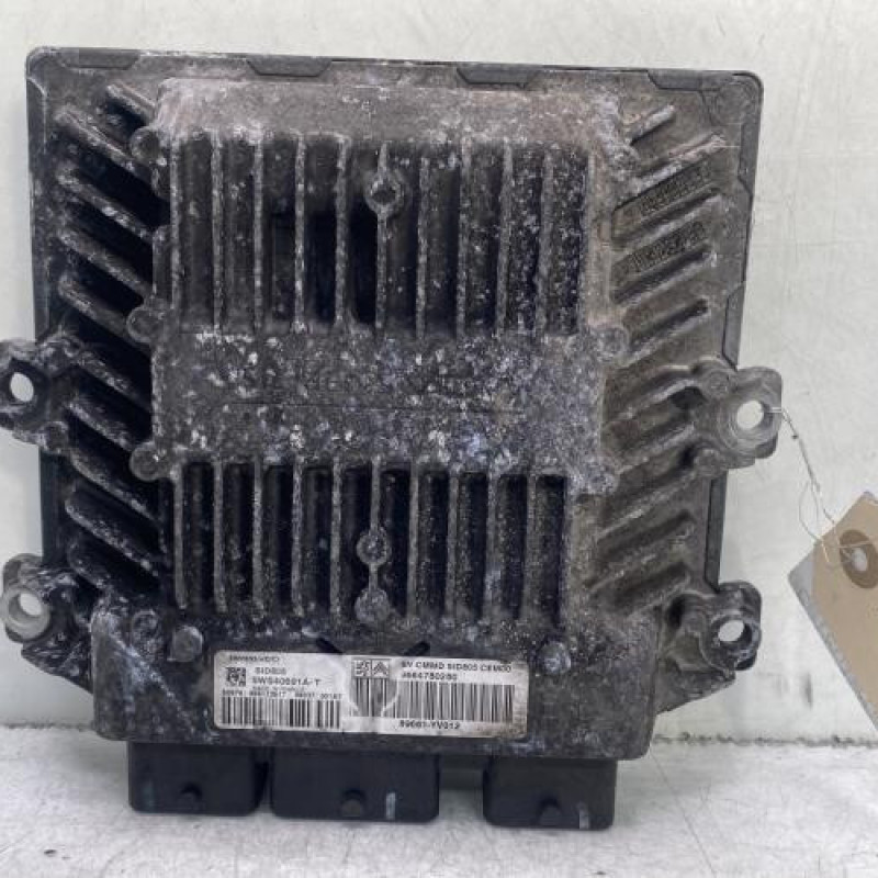 Calculateur moteur PEUGEOT 107 Photo n°1