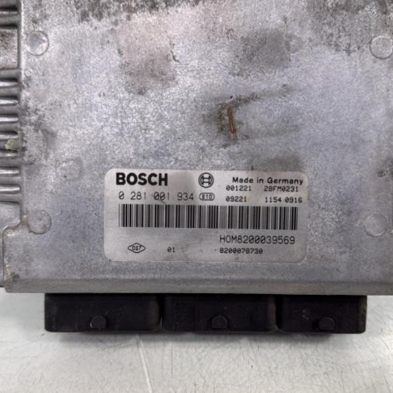 Calculateur moteur RENAULT SCENIC 1 Photo n°3