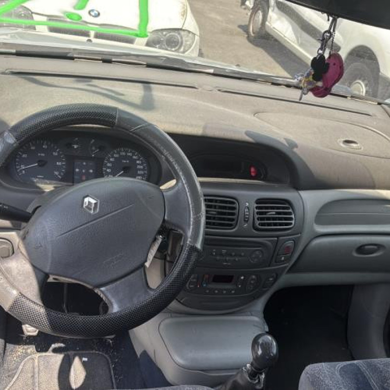 Calculateur moteur RENAULT SCENIC 1 Photo n°17