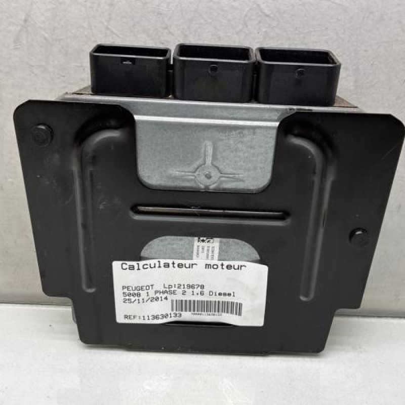 Calculateur moteur PEUGEOT 5008 1 Photo n°4