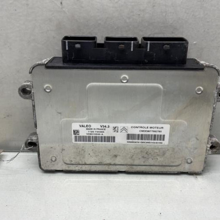 Calculateur moteur PEUGEOT 206+