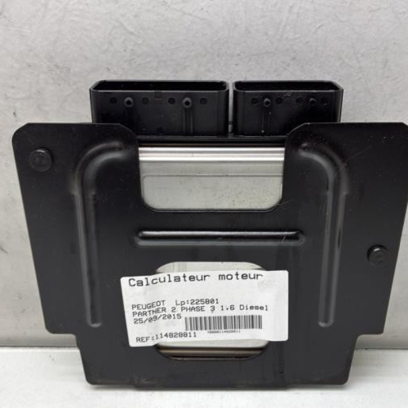 Calculateur moteur PEUGEOT PARTNER 2 Photo n°4