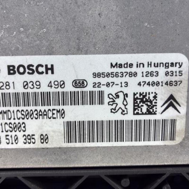 Calculateur moteur PEUGEOT 208 2 Photo n°2