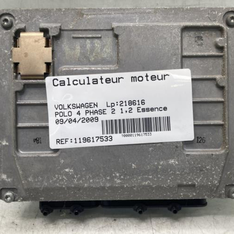 Calculateur moteur VOLKSWAGEN POLO 4 Photo n°3