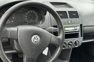Calculateur moteur VOLKSWAGEN POLO 4