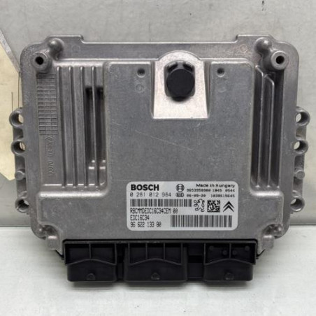 Calculateur moteur PEUGEOT 407 Photo n°1
