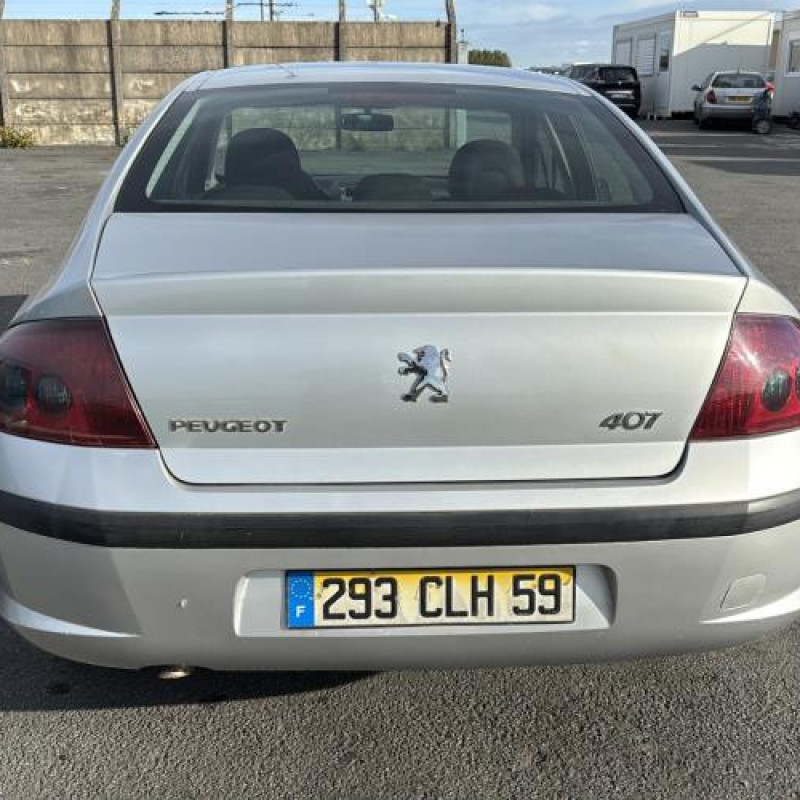 Calculateur moteur PEUGEOT 407 Photo n°9