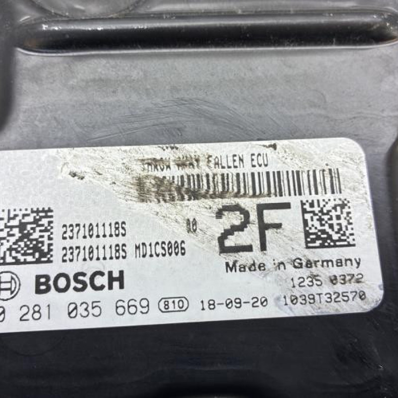 Calculateur moteur DACIA DUSTER 2 Photo n°2