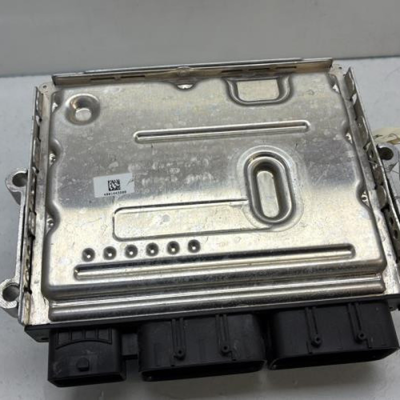 Calculateur moteur DACIA DUSTER 2 Photo n°4