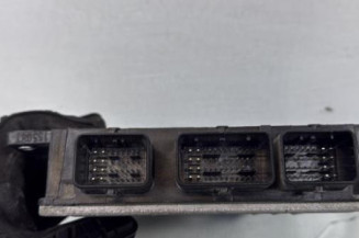 Calculateur moteur DACIA SANDERO 1