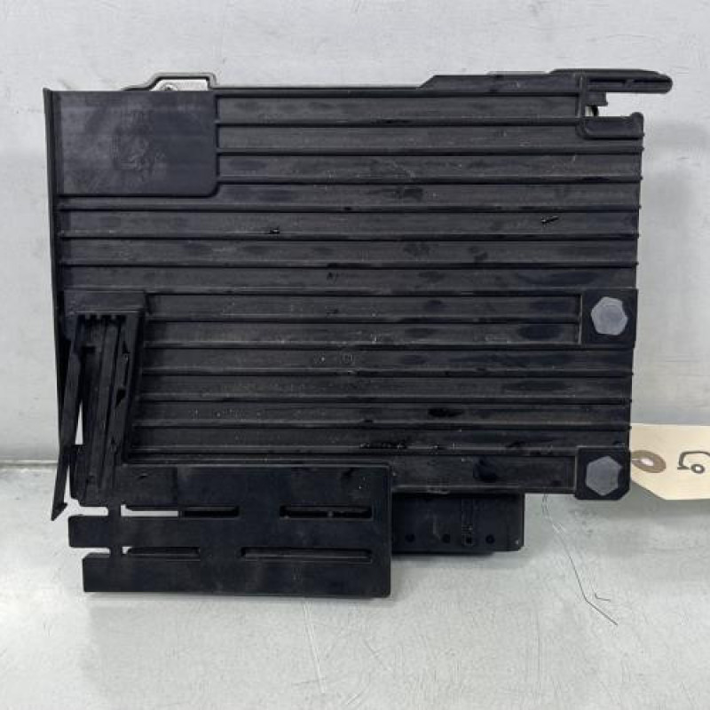 Calculateur moteur PEUGEOT 308 2 SW Photo n°3