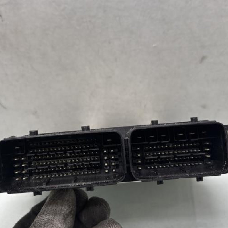 Calculateur moteur PEUGEOT PARTNER 3 Photo n°3