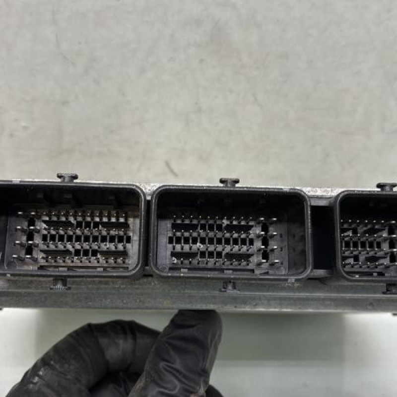 Calculateur moteur FORD MONDEO 3 Photo n°3