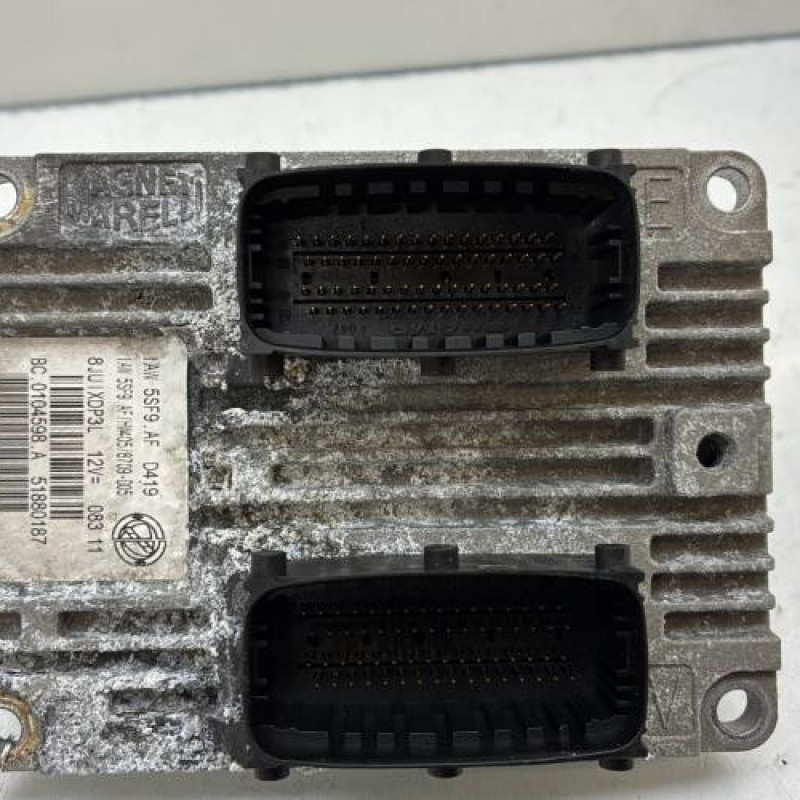 Calculateur moteur FIAT 500 2 Photo n°4