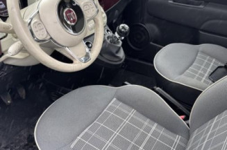 Attache ceinture avant droit FIAT 500 2