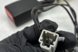 Attache ceinture avant gauche FIAT 500 2