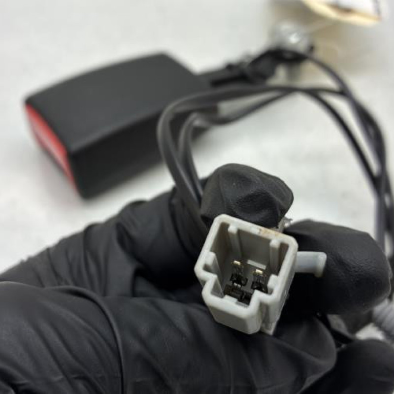 Attache ceinture avant gauche FIAT 500 2 Photo n°3