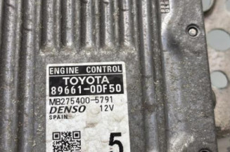 Calculateur moteur TOYOTA YARIS 3