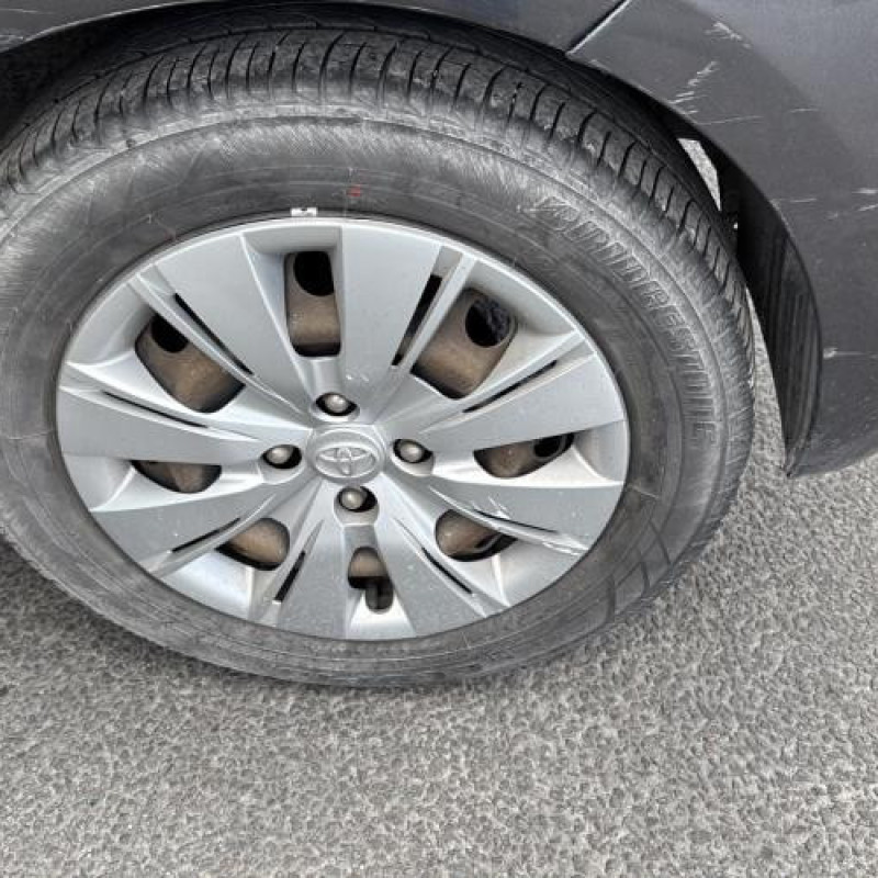 Calculateur moteur TOYOTA YARIS 3 Photo n°19