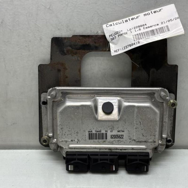 Calculateur moteur PEUGEOT 307 Photo n°1