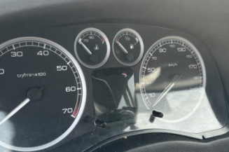 Calculateur moteur PEUGEOT 307