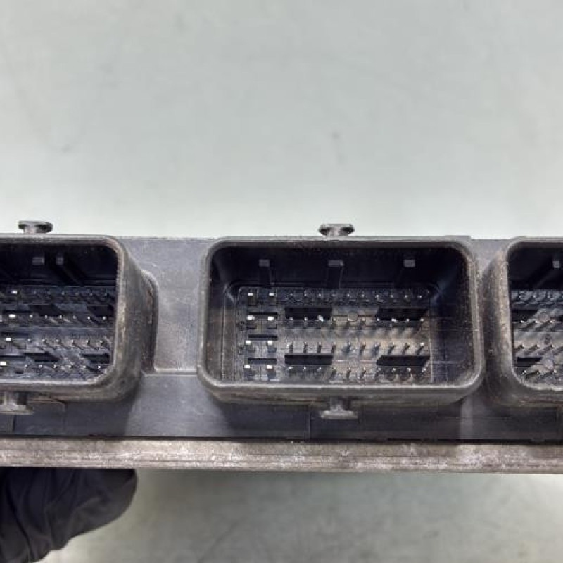 Calculateur moteur RENAULT MODUS Photo n°3