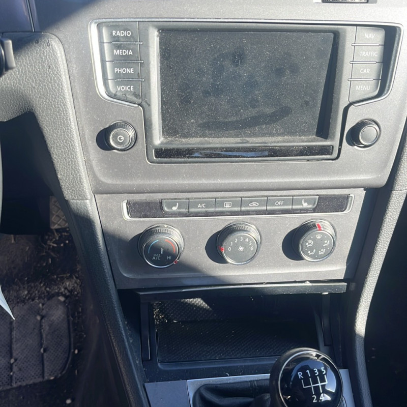 VOLKSWAGEN GOLF 7 PHASE 1 1.6 TDI - 16V TURBO Photo n°9