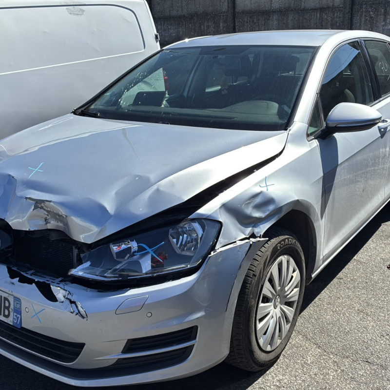 VOLKSWAGEN GOLF 7 PHASE 1 1.6 TDI - 16V TURBO Photo n°12
