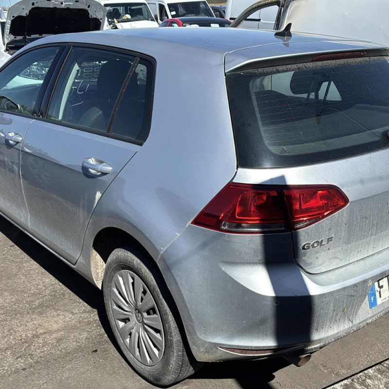 VOLKSWAGEN GOLF 7 PHASE 1 1.6 TDI - 16V TURBO Photo n°15