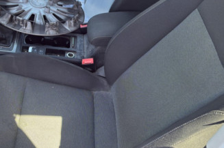 VOLKSWAGEN GOLF 7 PHASE 1 1.6 TDI - 16V TURBO