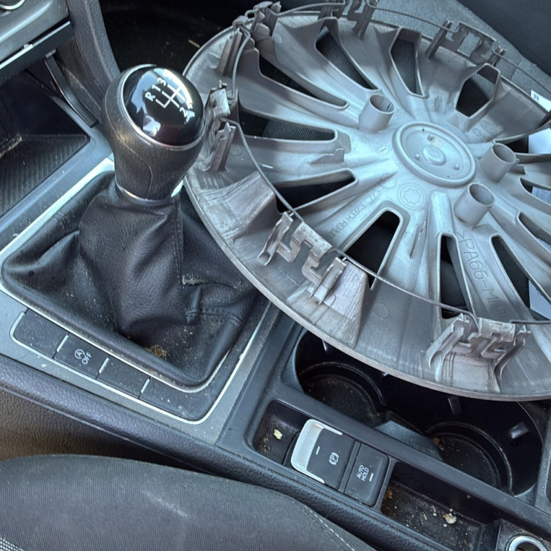 VOLKSWAGEN GOLF 7 PHASE 1 1.6 TDI - 16V TURBO Photo n°31