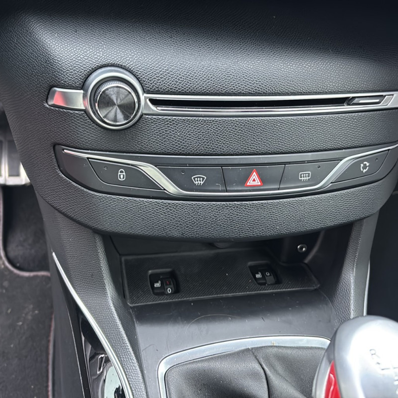 PEUGEOT 308 2 PHASE 1 1.6 GTI - 16V TURBO Photo n°24