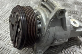 Compresseur clim DACIA DUSTER 2 Photo n°1
