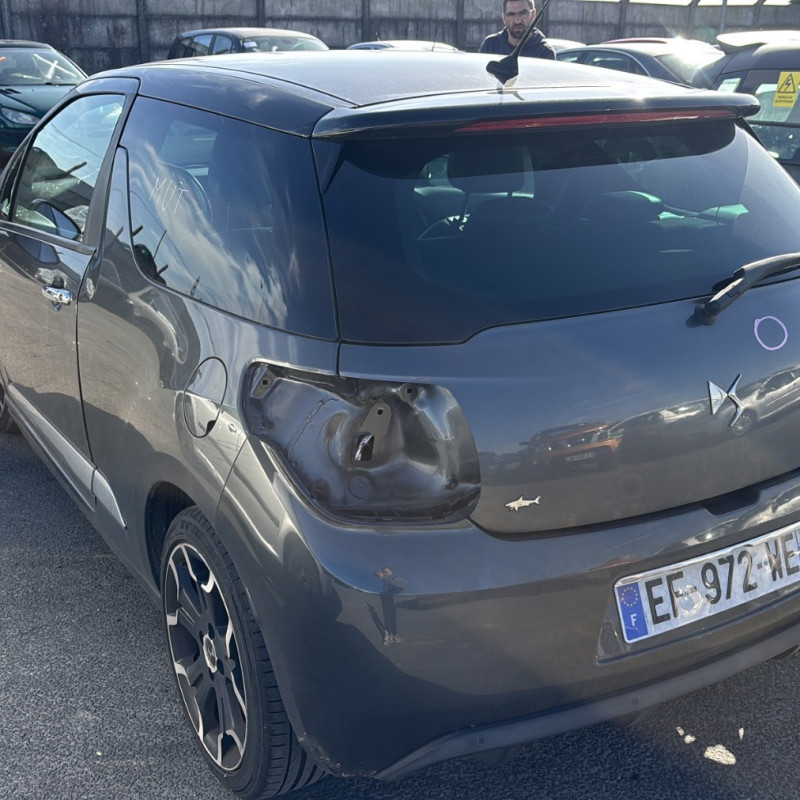 DS DS3 PHASE 2 1.6 BLUE HDI - 8V TURBO Photo n°16