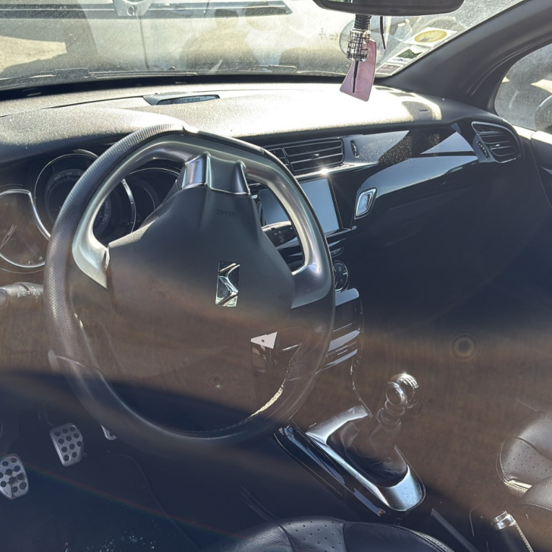 DS DS3 PHASE 2 1.6 BLUE HDI - 8V TURBO Photo n°24