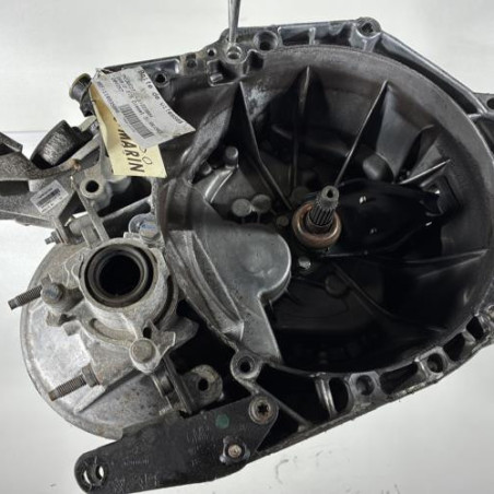 Boite de vitesses PEUGEOT 208 2 Photo n°1