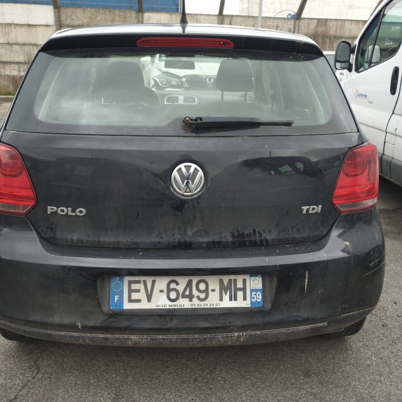 VOLKSWAGEN POLO 5 PHASE 1 1.2 TDI - 12V TURBO Photo n°5