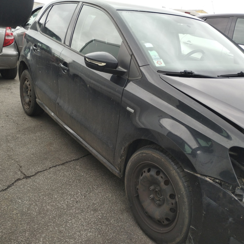 VOLKSWAGEN POLO 5 PHASE 1 1.2 TDI - 12V TURBO Photo n°7