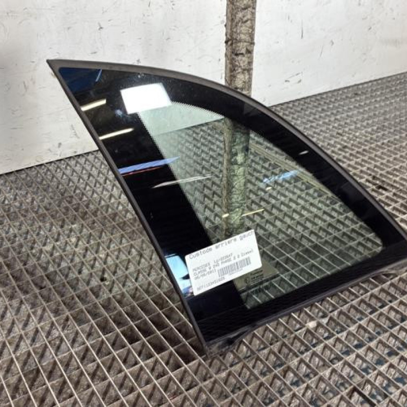 Custode arriere gauche MERCEDES CLASSE B 245 Photo n°2