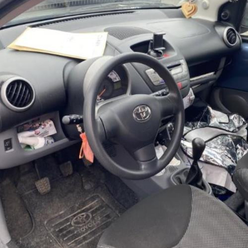 Moteur TOYOTA AYGO 1 Photo n°14