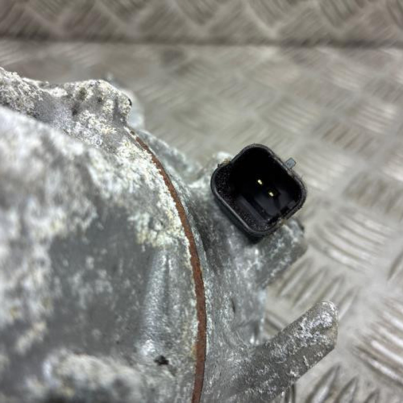 Compresseur clim CITROEN C4 PICASSO 2 Photo n°4