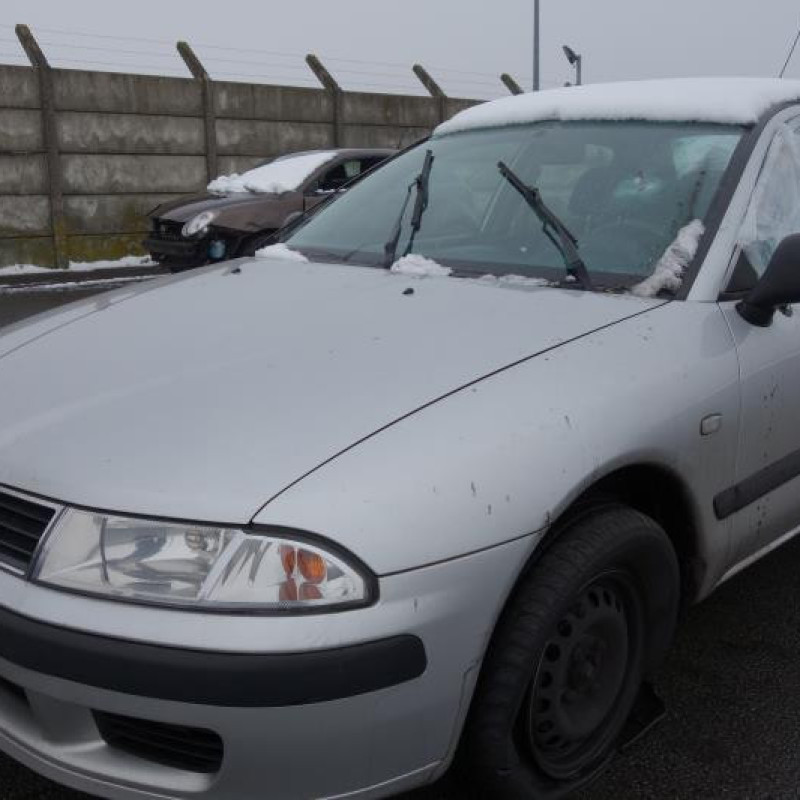 Porte arriere gauche MITSUBISHI CARISMA Photo n°3