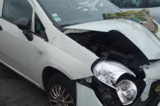 Porte avant droit FIAT GRANDE PUNTO