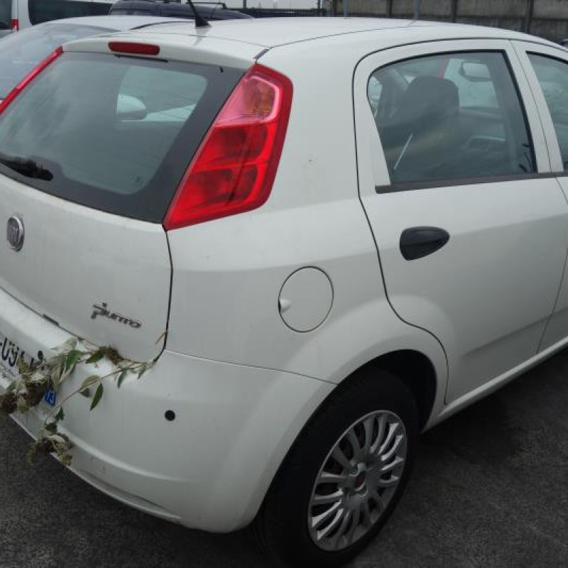 Porte avant droit FIAT GRANDE PUNTO Photo n°5