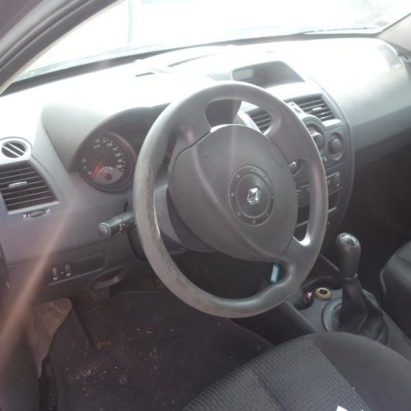 Porte avant gauche RENAULT MEGANE 2 Photo n°7