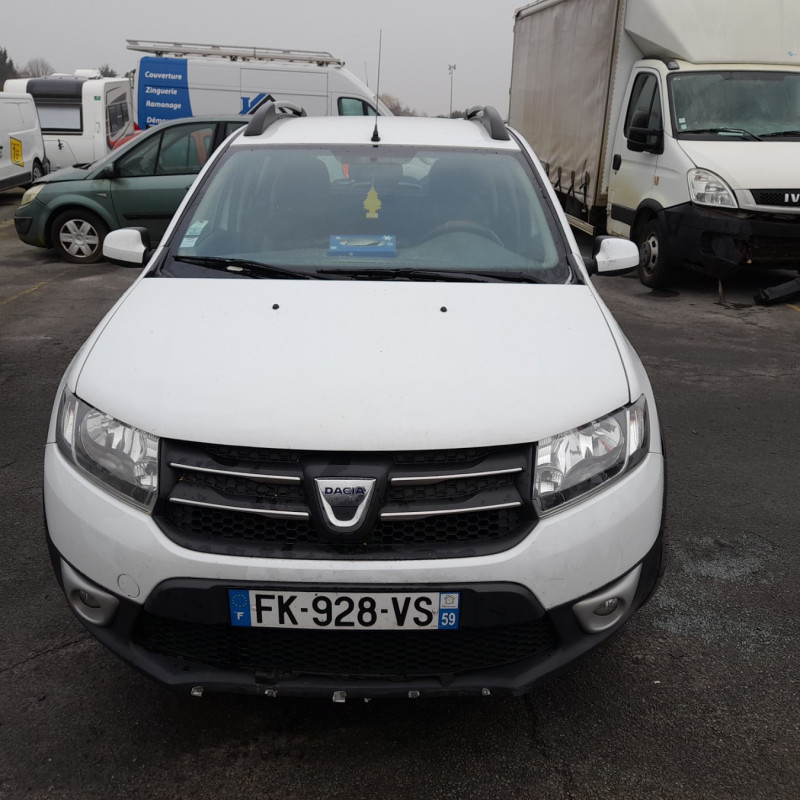 DACIA SANDERO 2 PHASE 1 0.9i - 12V TURBO TCE 90 Photo n°5